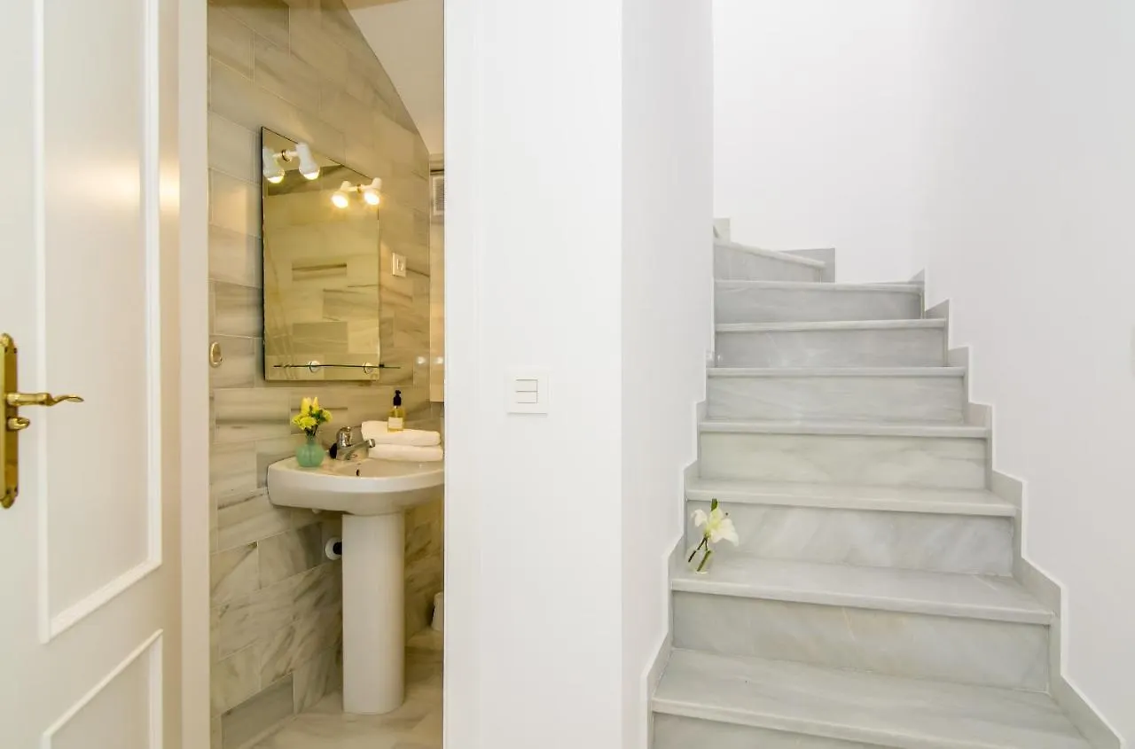 Eld1-Stunning 2 Bedroom Penthouse In Puerto Banus 马尔韦利亚 公寓