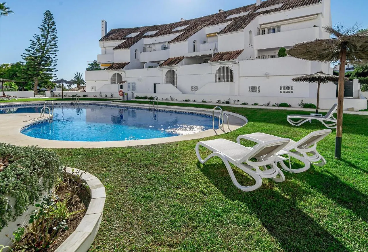 Eld1-Stunning 2 Bedroom Penthouse In Puerto Banus 马尔韦利亚 0*,  西班牙
